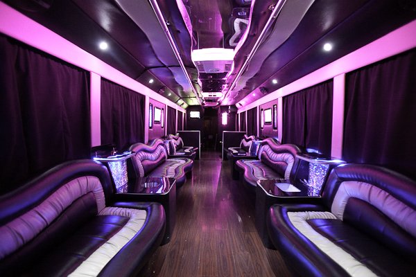 Cali Party Bus