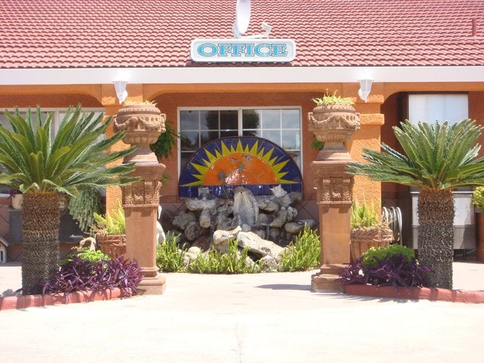 Economy Inn
